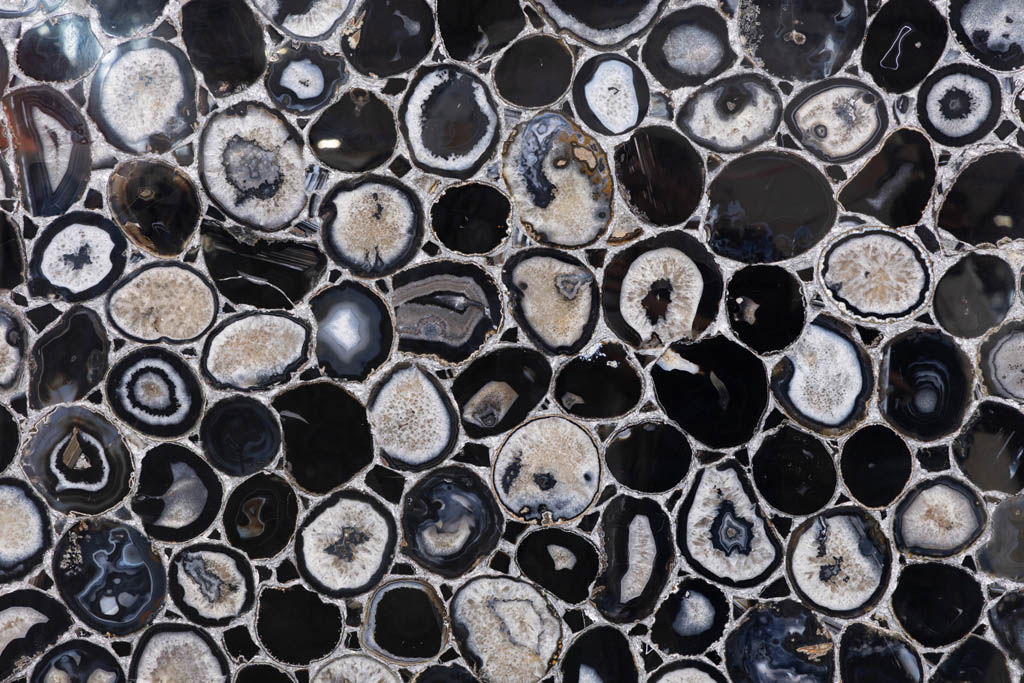Margraf Black Agate Silver Leaf